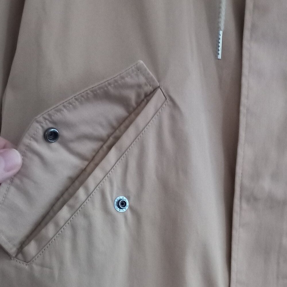 A.P.C. beige trench coat with hood - Picture 8 of 13